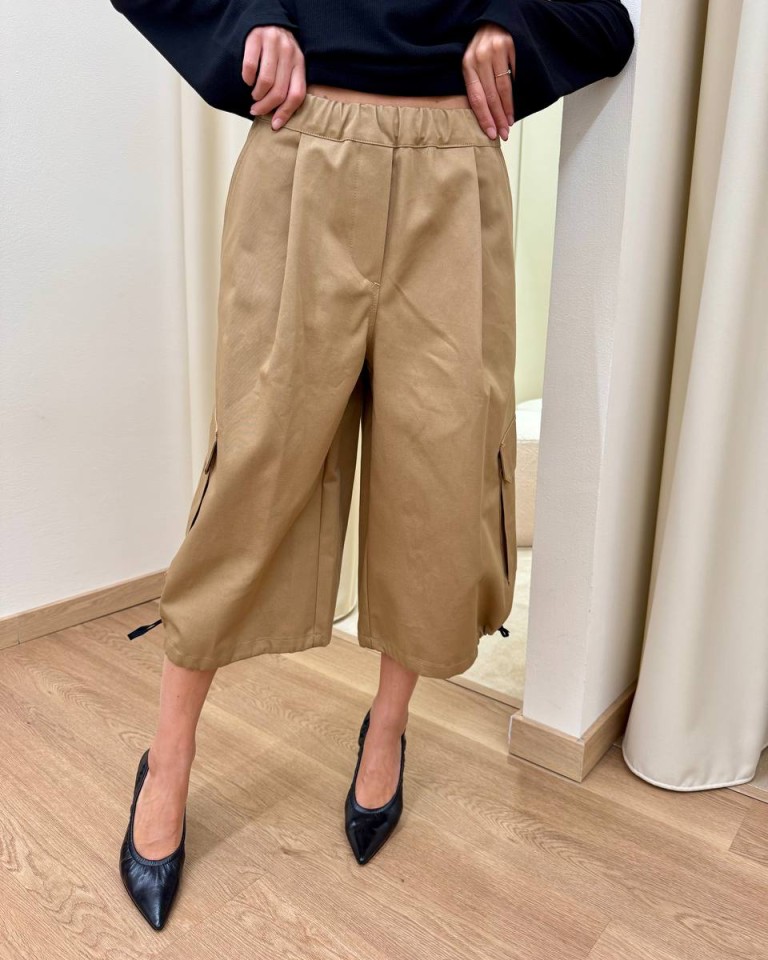 Bermuda in cotone con tasconi cammello Vicolo Shop Online Bermuda in cotone con tasconi cammello Vicolo