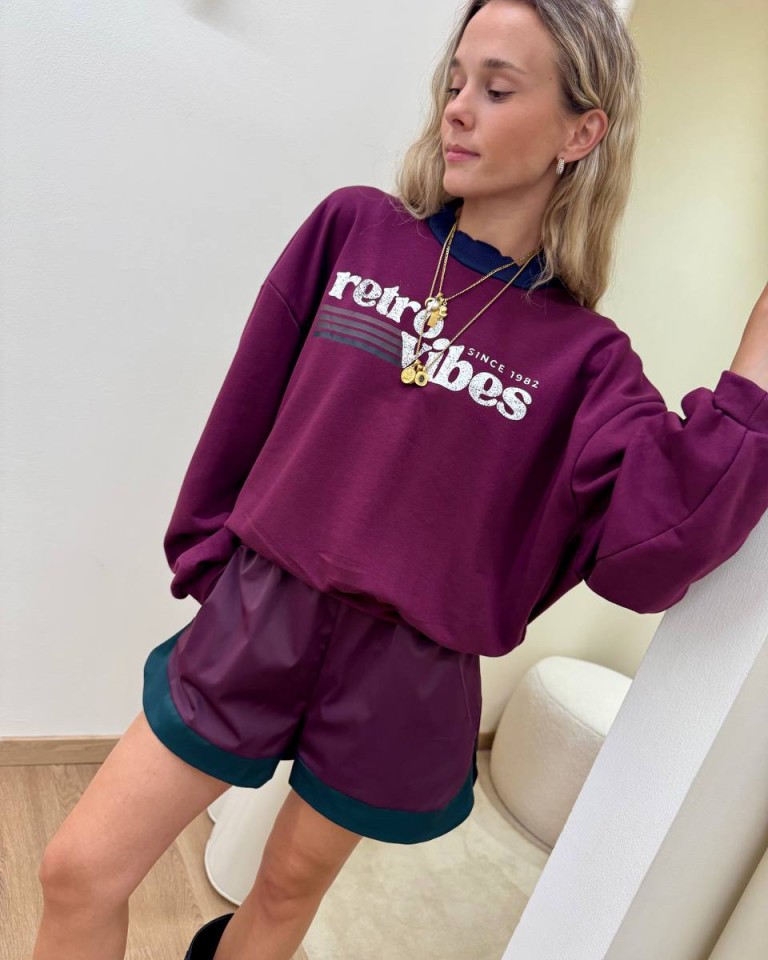 Felpa over stampa "Retro vibes" vino e blu HaveOne Shop Online Felpa over stampa "Retro vibes" vino e blu HaveOne