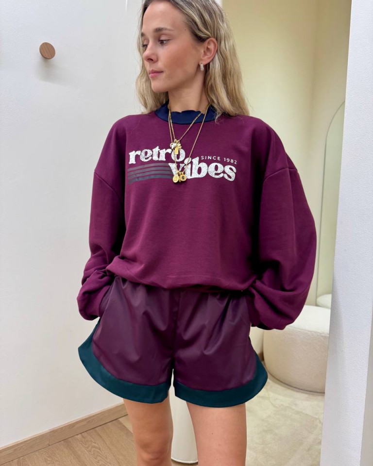 Felpa over stampa "Retro vibes" vino e blu HaveOne Shop Online Felpa over stampa "Retro vibes" vino e blu HaveOne
