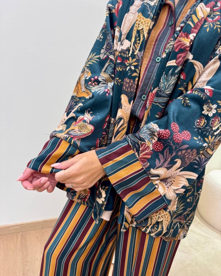 Kimono Nomad ciniglia "Cina" ottanio HaveOne Shop Online Kimono Nomad ciniglia "Cina" ottanio HaveOne