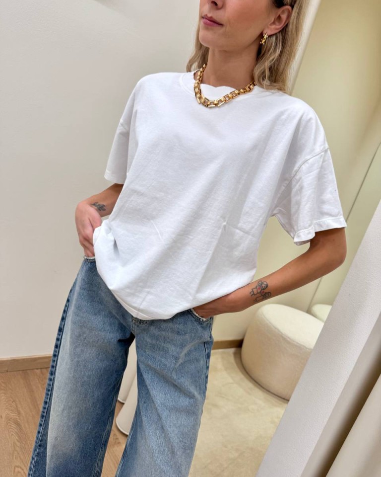 T-shirt scatoletta over bianca HaveOne Shop Online T-shirt scatoletta over bianca HaveOne