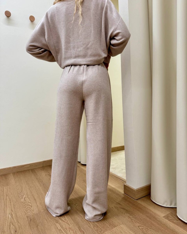 Completo in maglia beige pantalone e dolcevita HaveOne Shop Online Completo in maglia beige pantalone e dolcevita HaveOne