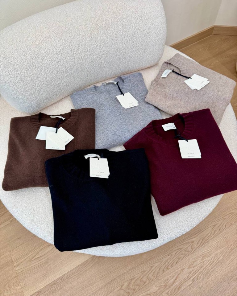 Maglione in lana over moro Vicolo Shop Online Maglione in lana over moro Vicolo