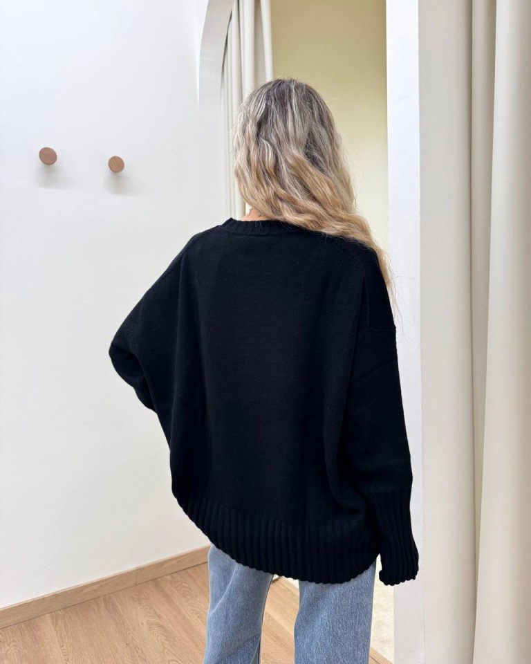 Maglione in lana over nero Vicolo Shop Online Maglione in lana over nero Vicolo