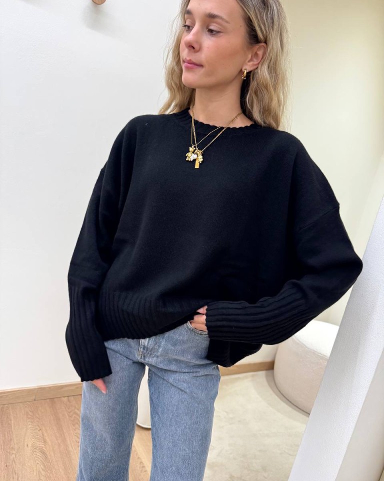 Maglione in lana over nero Vicolo Shop Online Maglione in lana over nero Vicolo