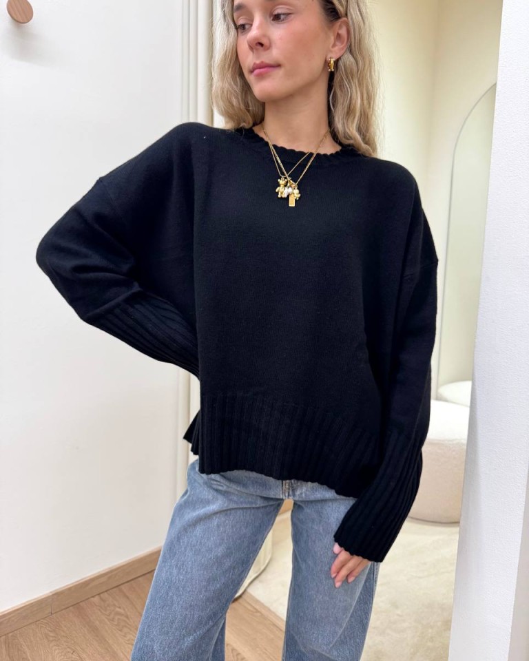 Maglione in lana over nero Vicolo Shop Online Maglione in lana over nero Vicolo