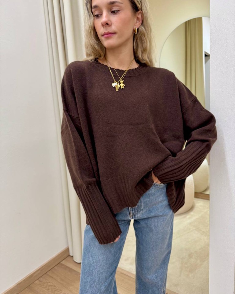 Maglione in lana over moro Vicolo Shop Online Maglione in lana over moro Vicolo