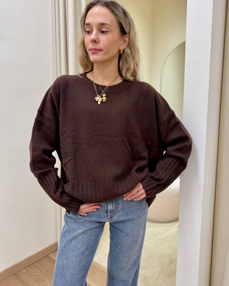 Maglione in lana over moro Vicolo Shop Online Maglione in lana over moro Vicolo
