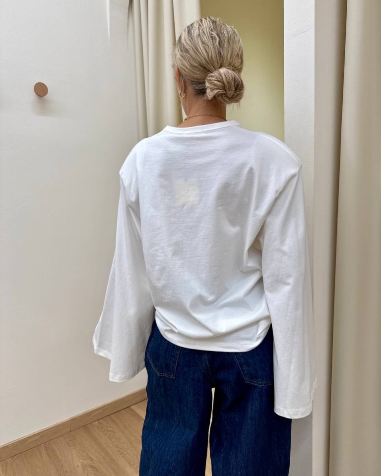 Maglia manica ampissima spalle imbottite panna Vicolo Shop Online Maglia manica ampissima spalle imbottite panna Vicolo