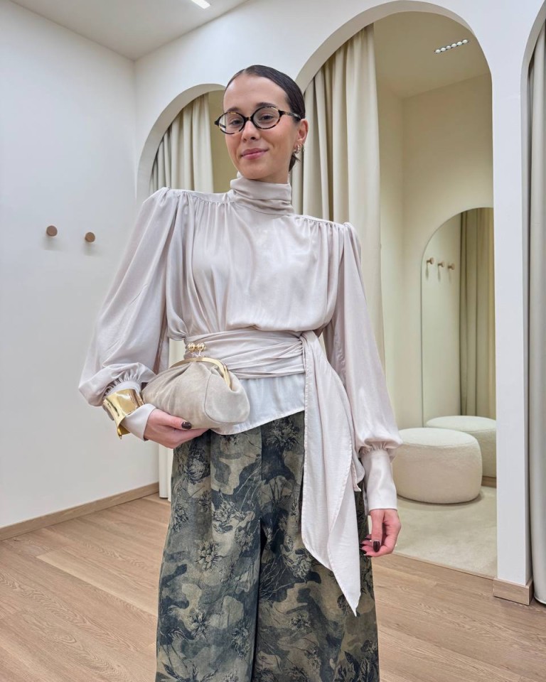 Army Green: Utility Elegance! Shop Online Army Green: Utility Elegance!