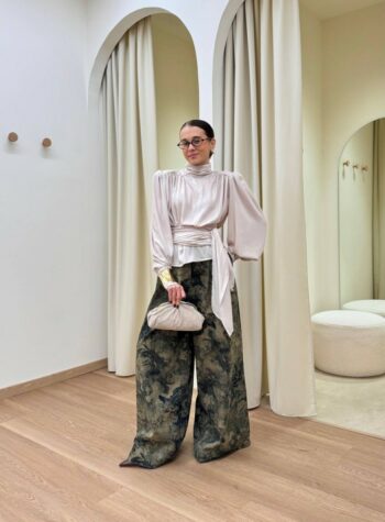 Shop Online Army Green: Utility Elegance!