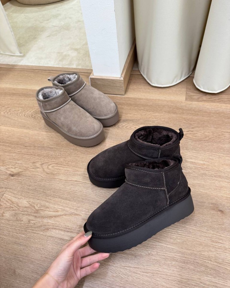 Stivaletto platform in suede moro Ovyè Shop Online Stivaletto platform in suede moro Ovyè