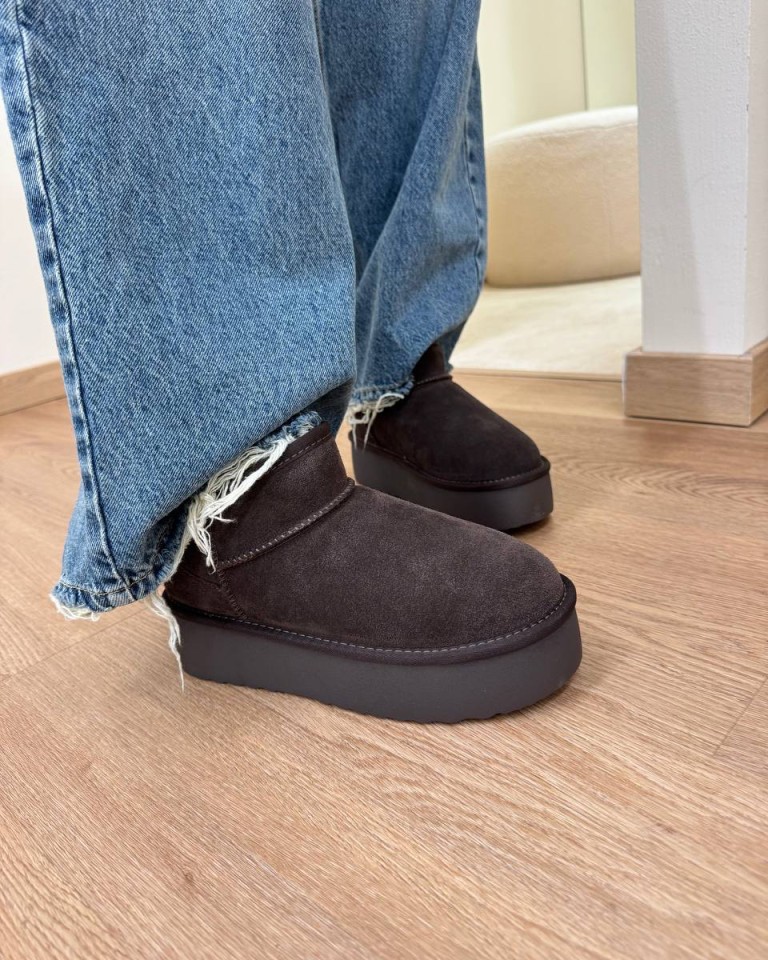 Stivaletto platform in suede moro Ovyè Shop Online Stivaletto platform in suede moro Ovyè
