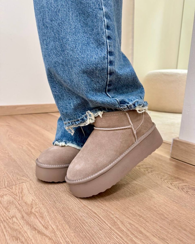 Stivaletto platform in suede taupe Ovyè Shop Online Stivaletto platform in suede taupe Ovyè