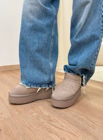 Shop Online Stivaletto platform in suede taupe Ovyè