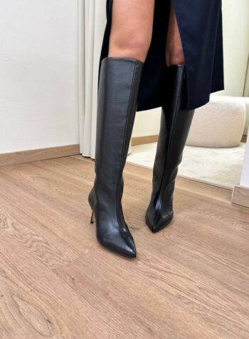 Shop Online Stivale Alya in pelle nero  Ovyè