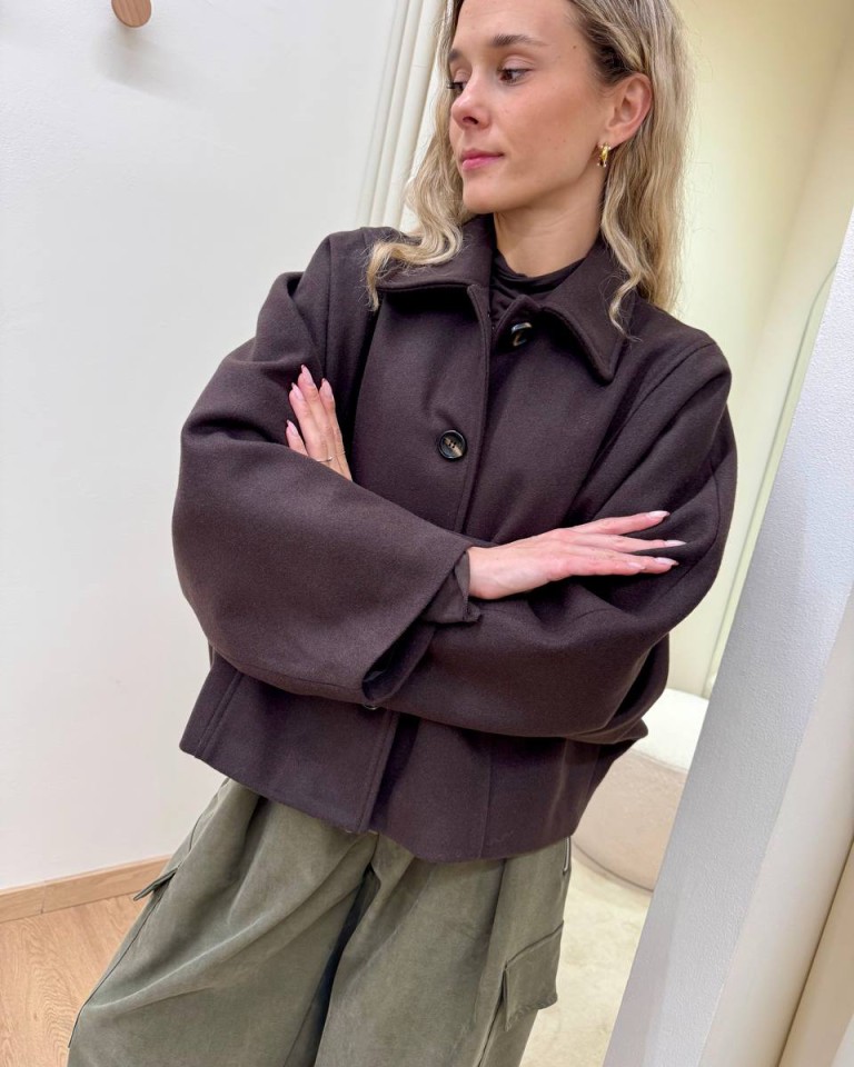 Cappotto corto maniche pipistrello moro Souvenir Shop Online Cappotto corto maniche pipistrello moro Souvenir