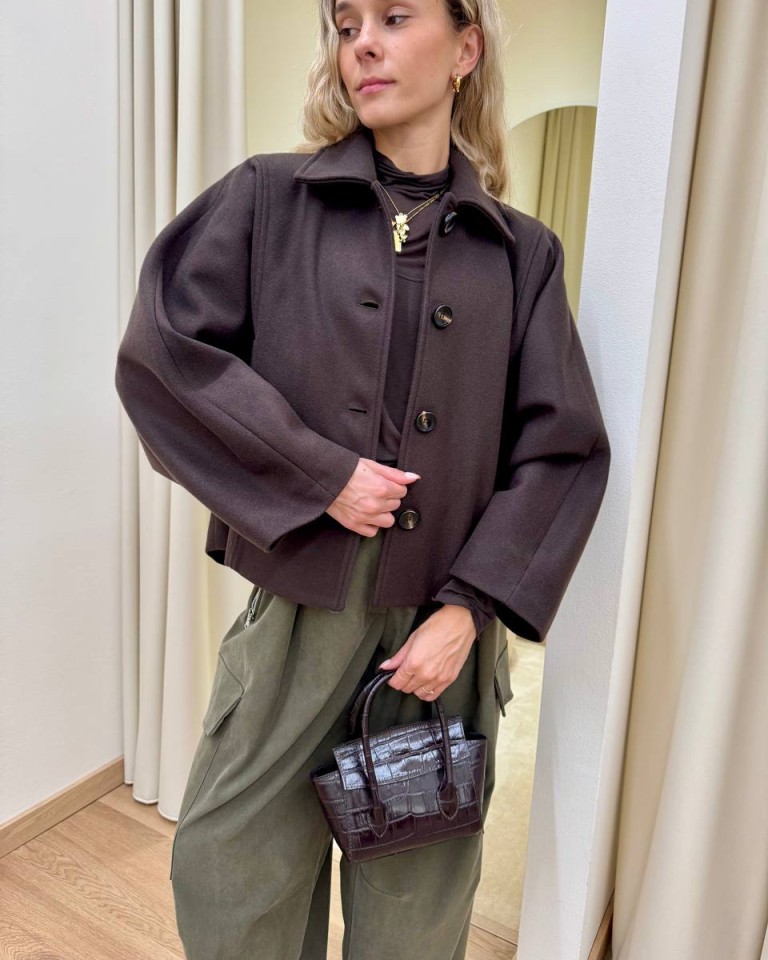Cappotto corto maniche pipistrello moro Souvenir Shop Online Cappotto corto maniche pipistrello moro Souvenir