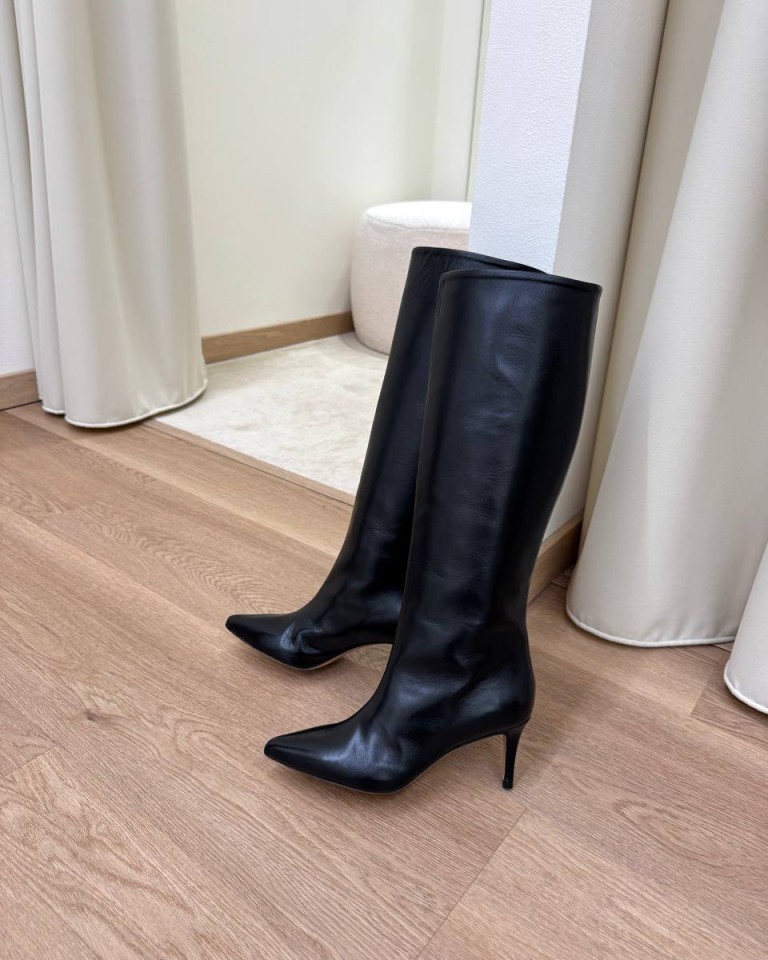 Stivale Alya in pelle nero Ovyè Shop Online Stivale Alya in pelle nero Ovyè