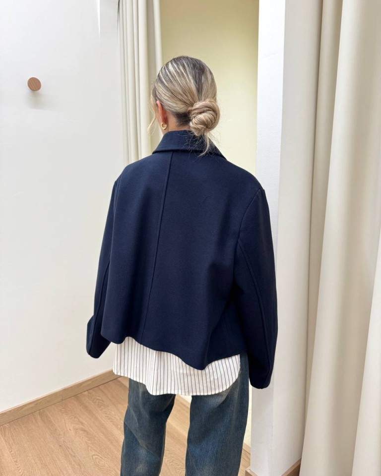 Cappotto corto over blu Tensione In Shop Online Cappotto corto over blu Tensione In