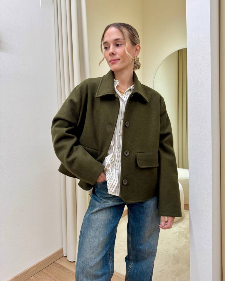 Cappotto corto over verde militare Tensione In Shop Online Cappotto corto over verde militare Tensione In