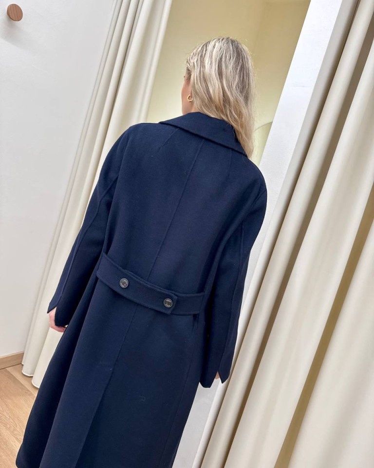 Cappotto lungo Hand Made over doppiopetto blu Vicolo Shop Online Cappotto lungo Hand Made over doppiopetto blu Vicolo