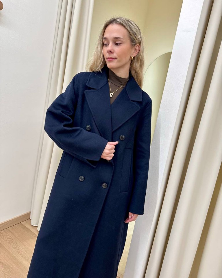 Cappotto lungo Hand Made over doppiopetto blu Vicolo Shop Online Cappotto lungo Hand Made over doppiopetto blu Vicolo