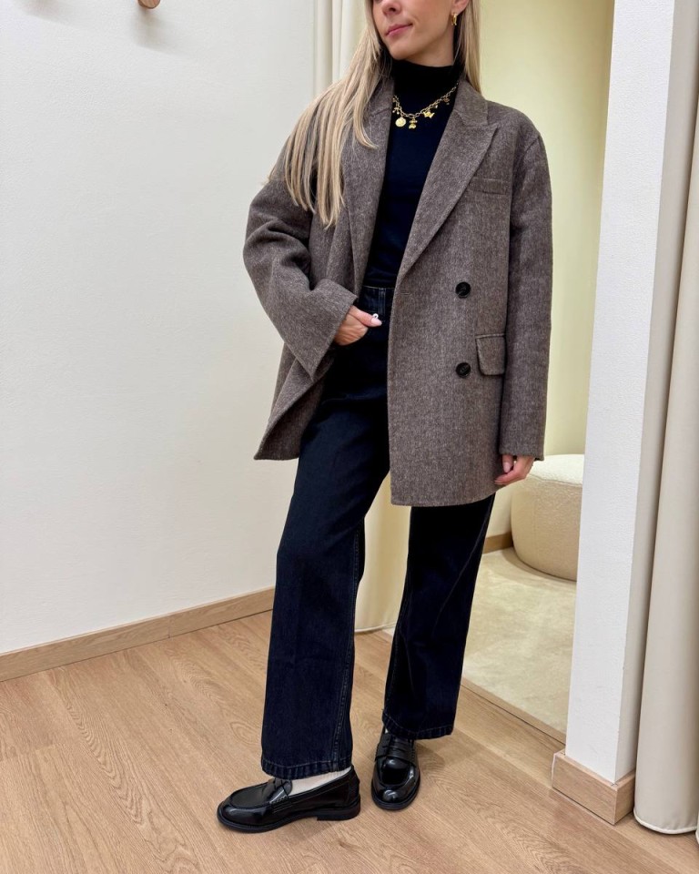 Cappotto Hand Made corto doppiopetto fango Vicolo Shop Online Cappotto Hand Made corto doppiopetto fango Vicolo