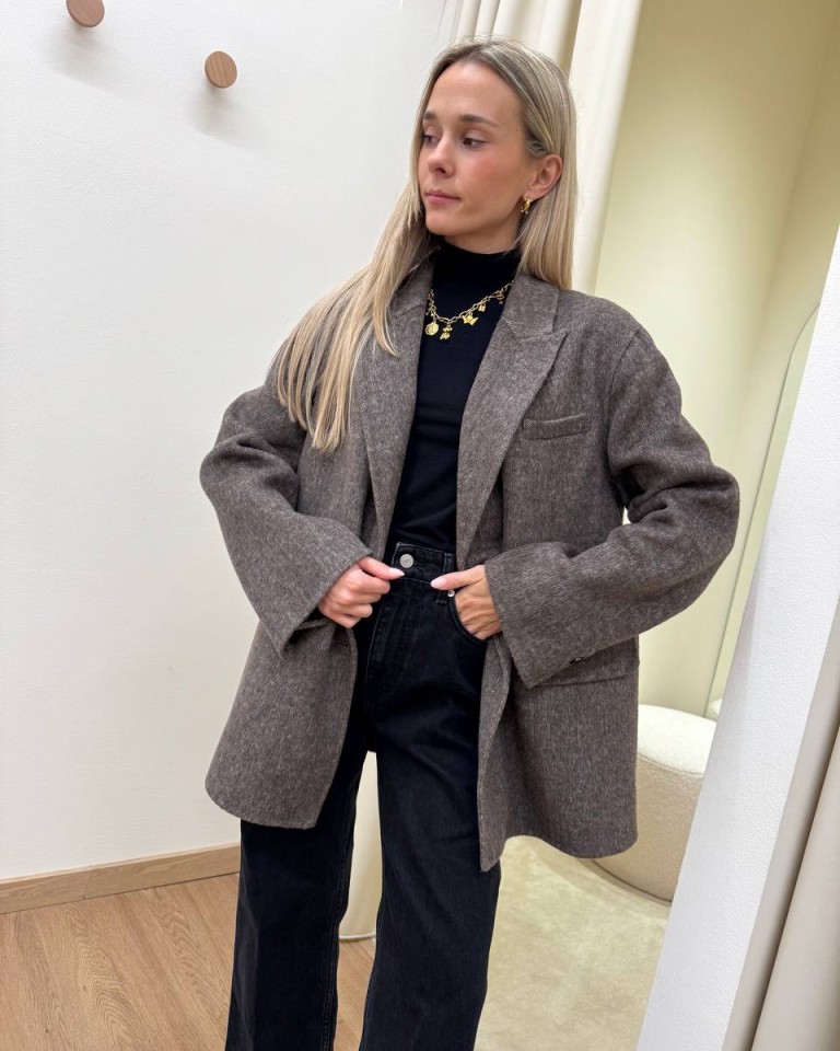 Cappotto Hand Made corto doppiopetto fango Vicolo Shop Online Cappotto Hand Made corto doppiopetto fango Vicolo