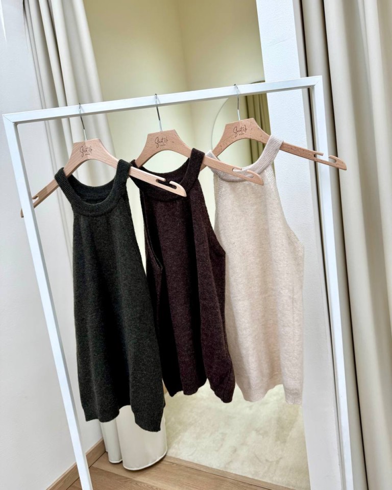 Twin set canotta e maglione con lana moro HaveOne Shop Online Twin set canotta e maglione con lana moro HaveOne