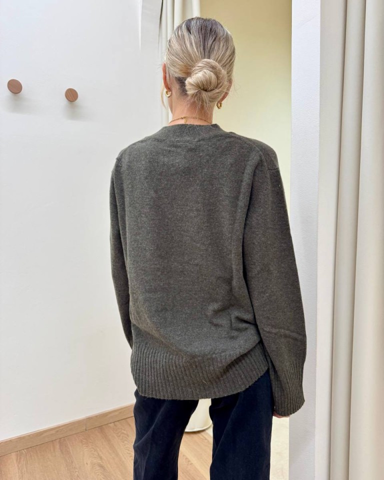 Maglione con lana scollo a V militare HaveOne Shop Online Maglione con lana scollo a V militare HaveOne