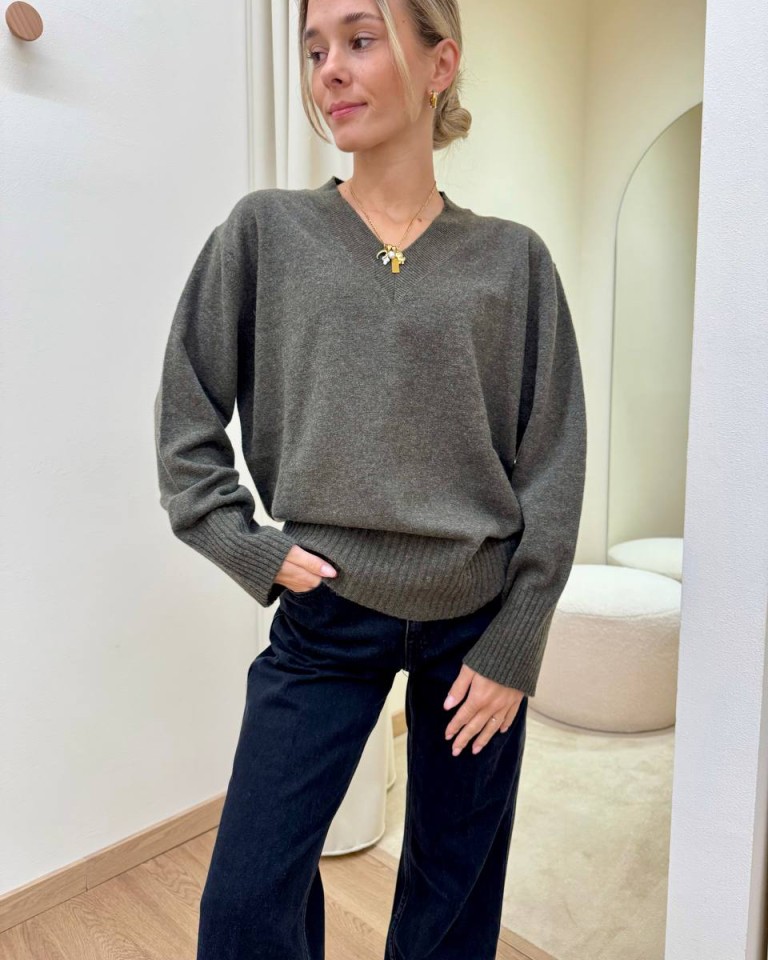 Maglione con lana scollo a V militare HaveOne Shop Online Maglione con lana scollo a V militare HaveOne