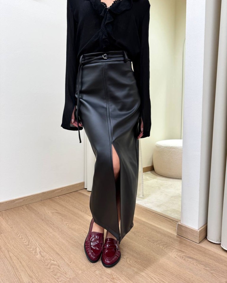 Longuette a matita ecopelle nera HaveOne Shop Online Longuette a matita ecopelle nera HaveOne