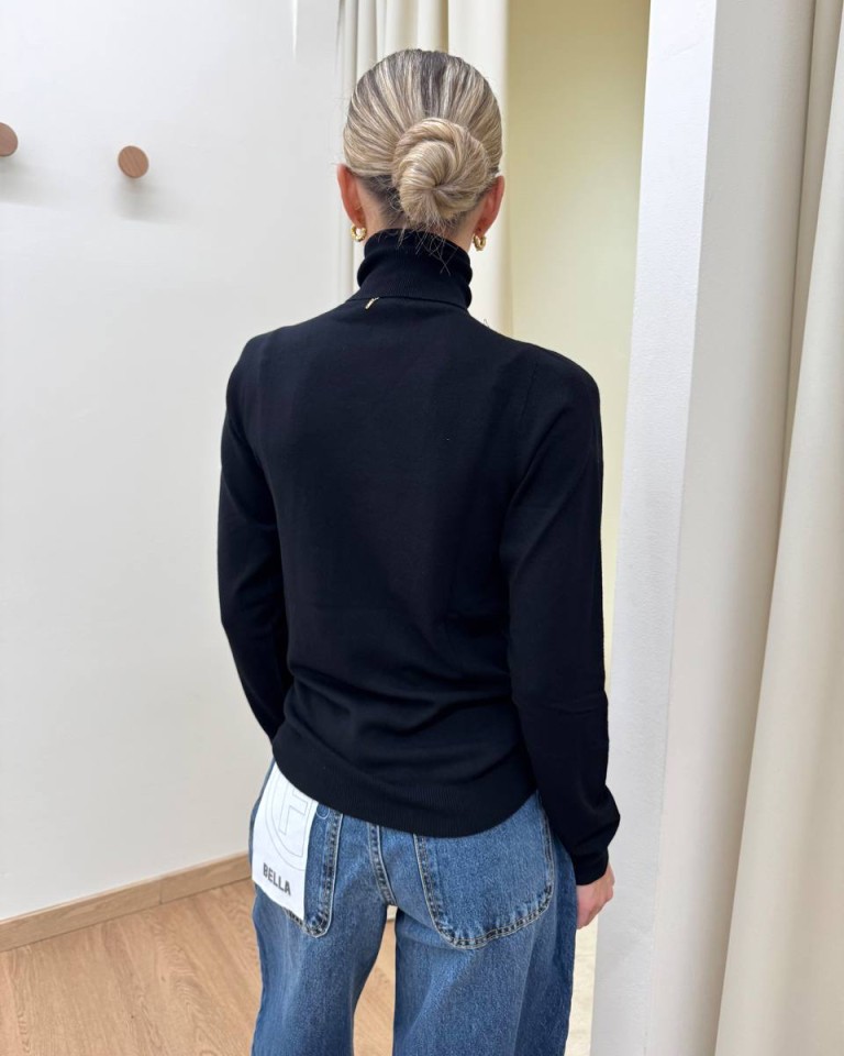 Dolcevita maglia rasata nero Kontatto Shop Online Dolcevita maglia rasata nero Kontatto