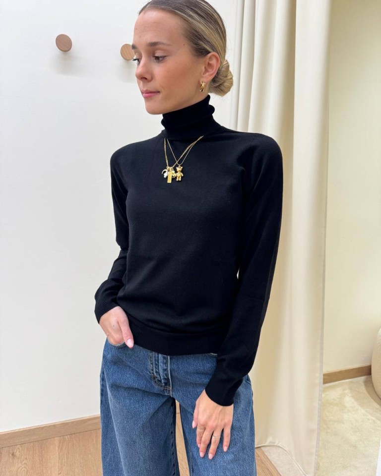 Dolcevita maglia rasata nero Kontatto Shop Online Dolcevita maglia rasata nero Kontatto