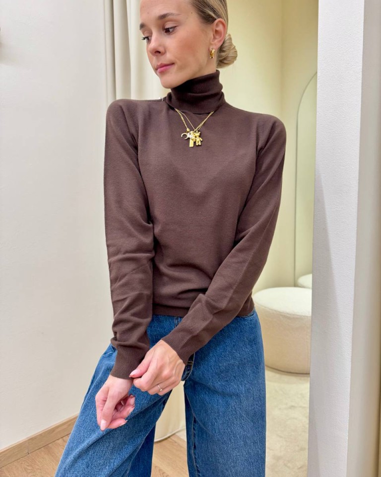 Dolcevita maglia rasata moka Kontatto Shop Online Dolcevita maglia rasata moka Kontatto