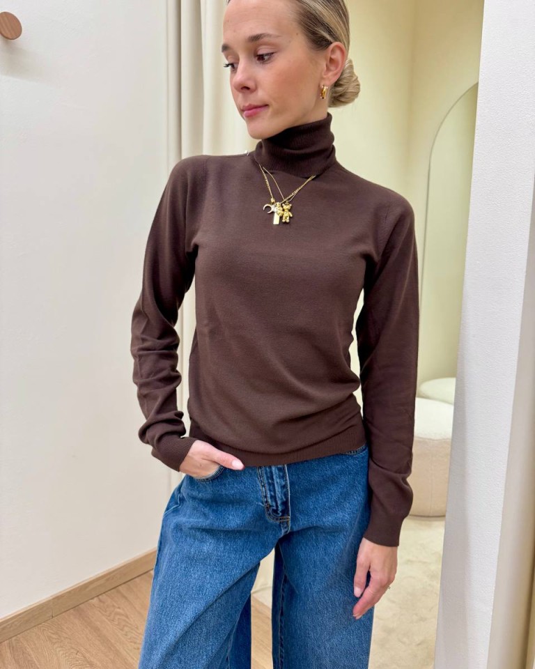 Dolcevita maglia rasata moka Kontatto Shop Online Dolcevita maglia rasata moka Kontatto