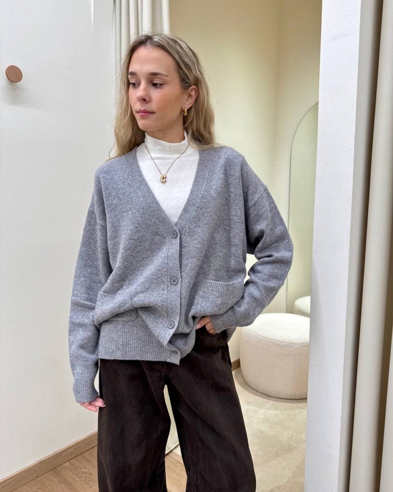 Cardigan over tasche a toppa grigio Souvenir Shop Online Cardigan over tasche a toppa grigio Souvenir