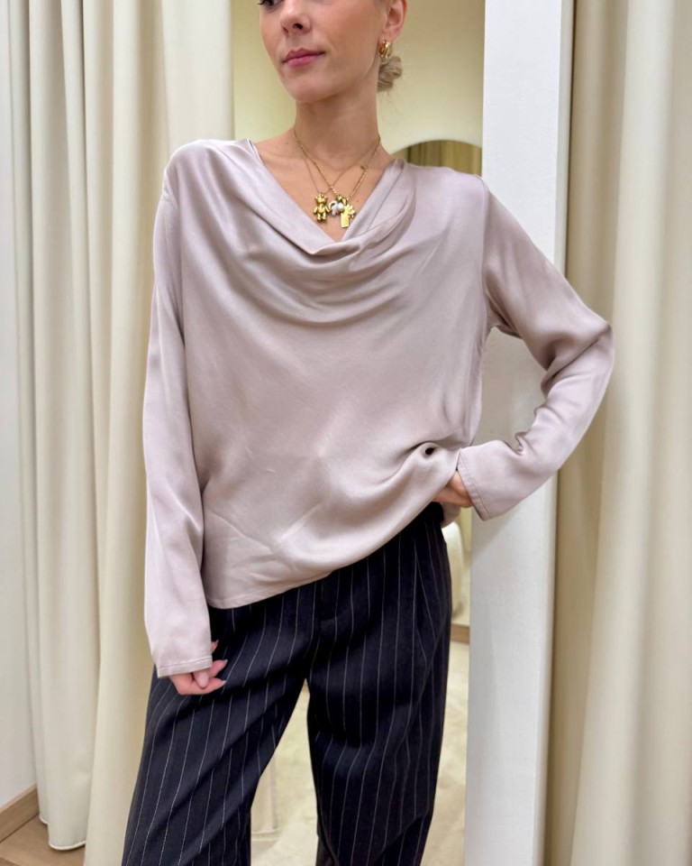 Blusa raso scollo a gronda cipria Souvenir Shop Online Blusa raso scollo a gronda cipria Souvenir