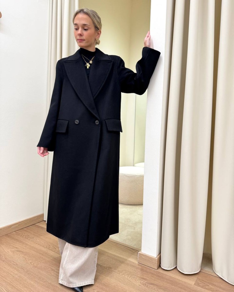 Cappotto Hand Made lungo doppiopetto nero Vicolo Shop Online Cappotto Hand Made lungo doppiopetto nero Vicolo