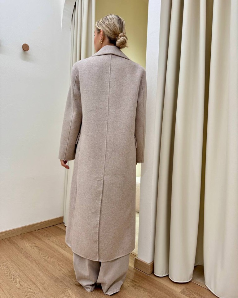 Cappotto Hand Made lungo doppiopetto tortora mélange Vicolo Shop Online Cappotto Hand Made lungo doppiopetto tortora mélange Vicolo