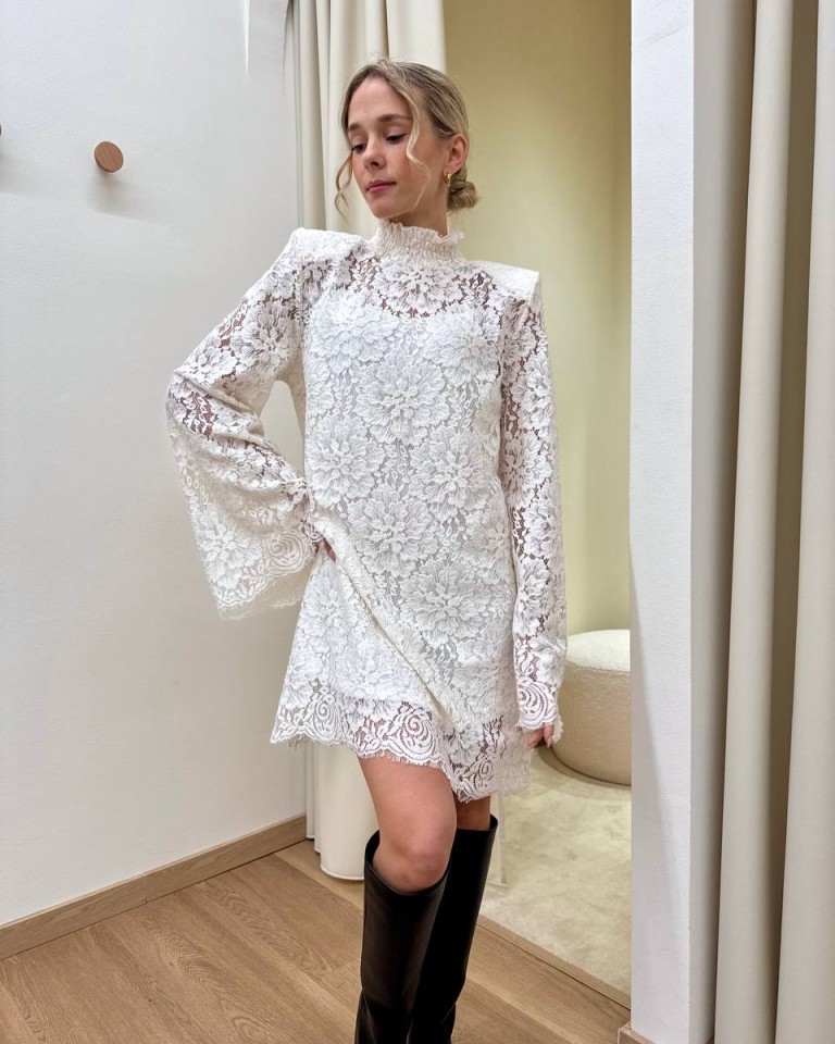 Vestito collo alto in pizzo panna Tensione In Shop Online Vestito collo alto in pizzo panna Tensione In