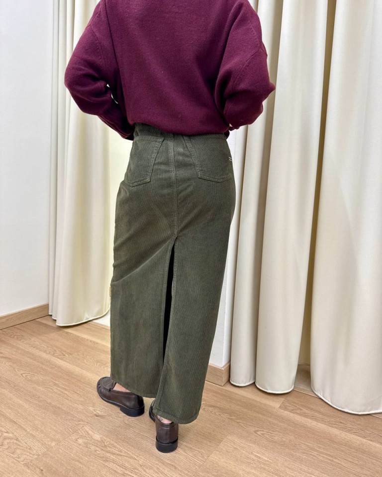 Gonna OLIVIA in velluto rocciatore verde militare Vicolo Shop Online Gonna OLIVIA in velluto rocciatore verde militare Vicolo