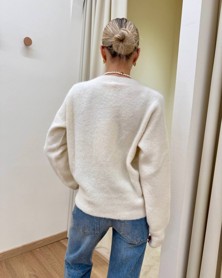 Maglione basic girocollo con alpaca talco Kontatto Shop Online Maglione basic girocollo con alpaca talco Kontatto