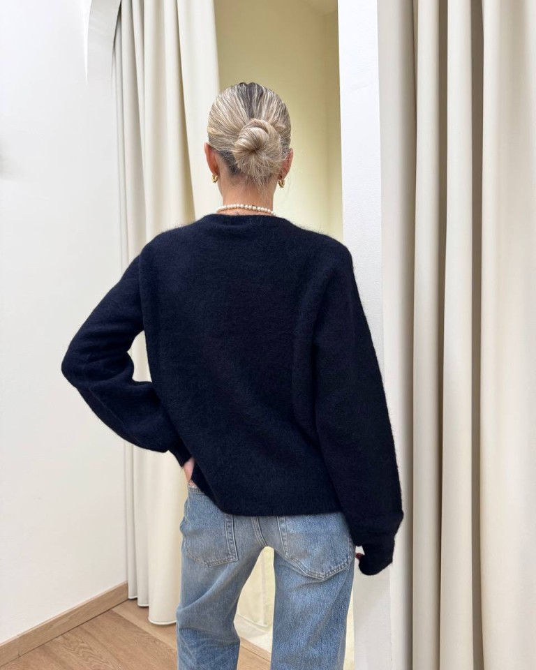 Maglione basic girocollo con alpaca nero Kontatto Shop Online Maglione basic girocollo con alpaca nero Kontatto
