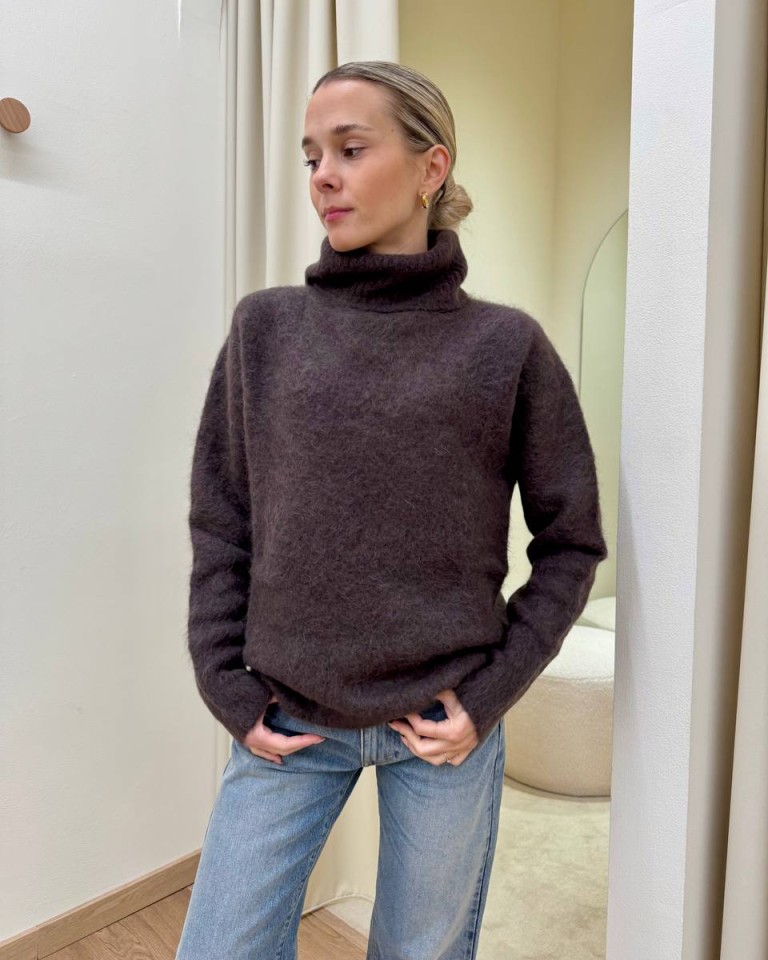 Maglione collo alto con alpaca moka Kontatto Shop Online Maglione collo alto con alpaca moka Kontatto