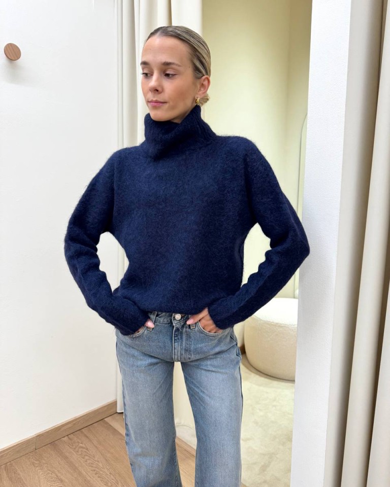 Maglione collo alto con alpaca blu navy Kontatto Shop Online Maglione collo alto con alpaca blu navy Kontatto