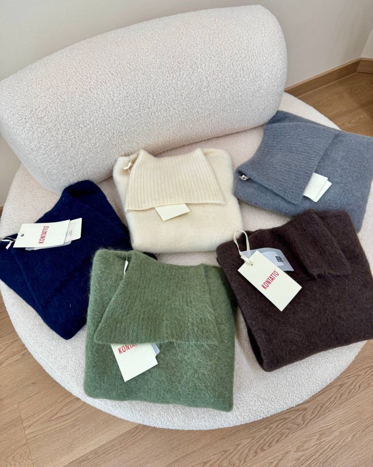 Maglione collo alto con alpaca blu navy Kontatto Shop Online Maglione collo alto con alpaca blu navy Kontatto