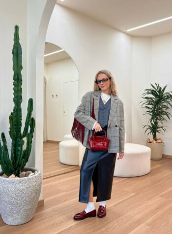 Shop Online Burgundy Mood!