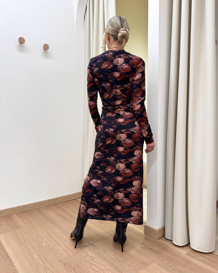 Vestito lungo fusciacca fantasia rose HaveOne Shop Online Vestito lungo fusciacca fantasia rose HaveOne
